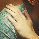 Let us all appreciate Kris’s gorgeous, elegant, perfect hands.