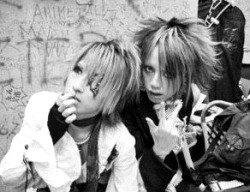 downtown-tokyo:  Shou and Saga  