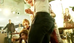 Louis Tomlinson’s ass.