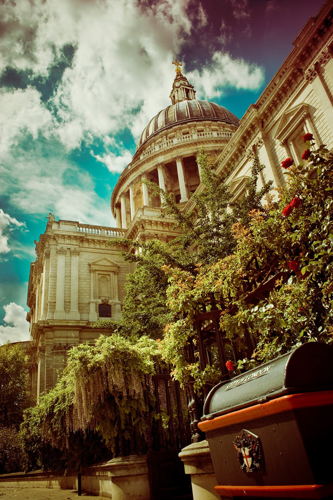 allthingseurope:  City of London (by Michal Čejchan) 