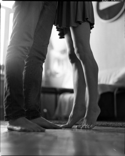 monchichitamberine:  Tippy toes