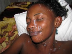 dailyfacial:  Cum covered