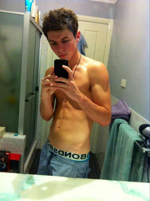 Worshipping the male body