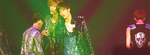 jonginnies:  Kai shaking his clothes and Chanyeol trying to copy him 