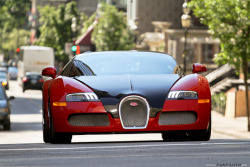 fast-auto:  Bugatti Veyron GrandSport on Flickr. The most beautiful Veyron!! 