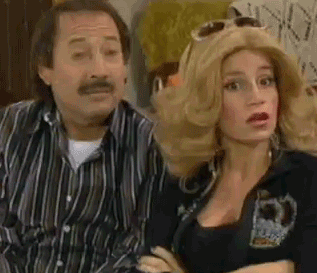 Gritarle a la tele como si los personajes te escucharan:
