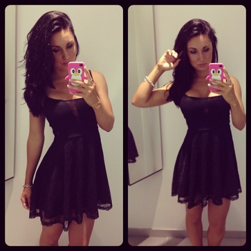 muffintop-less:  I know this has absolutely nothing to do with fitness.. but it is a girl problem and most of you are ladies… so I’m sure you can relate!! So today I’m walking through H&M.. and suddenly I spot this super cute, simple, black-lace