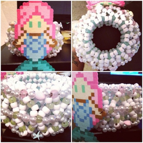 myfavoritedaydream:  for @moon_cosmic_power <333 (Taken with Instagram)   Loooooooove looove love. This is fucking adorable. ♡