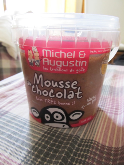 this cow says this mousse is good very good very very good