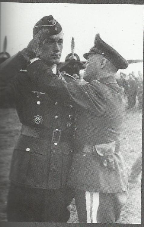 on October 7, 1942,  Heinrich Prinz Zu Sayn-Wittgenstein, Staffelkapitan of 9./NJG 2, was award