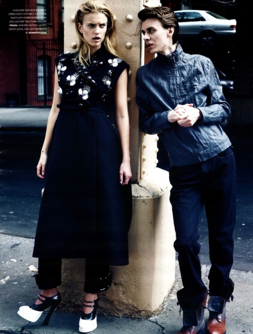 My supermodel is flaunting it! FLAUNT #122 RESTRAINING ORDER photographer: Taghi Naderzad stylist: L
