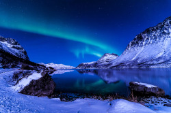 littlemegan:  Aurora Borealis (by Manuel