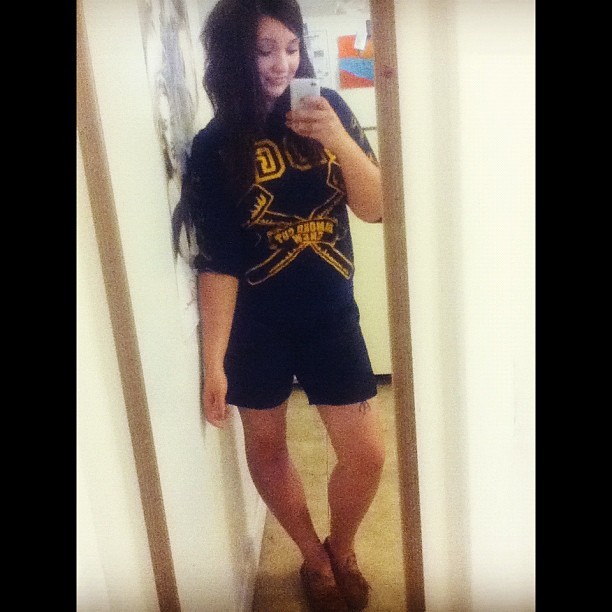 How I really dress around #edge #mosh #queen #jk #showgirl #edgegirl  (Taken with