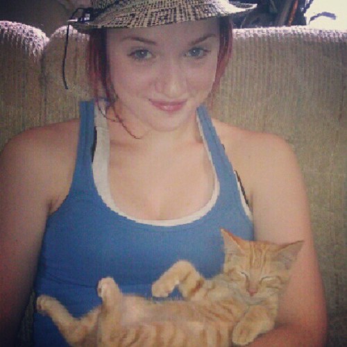 msmaeclaire:  I may have gotten a new best friend. (Taken with Instagram)  Cute!