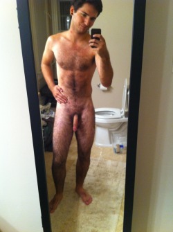 guysthatgetmehard:  I may be the hairiest 18 year old ever…. well we like ‘em hairy around here boy! tanks for the submission - gtgmh 