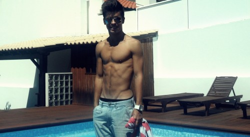 loveandswaag:  me :)** 