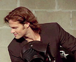 Jared like a shampoo commercial. HAHAHAHAHAHAHA
