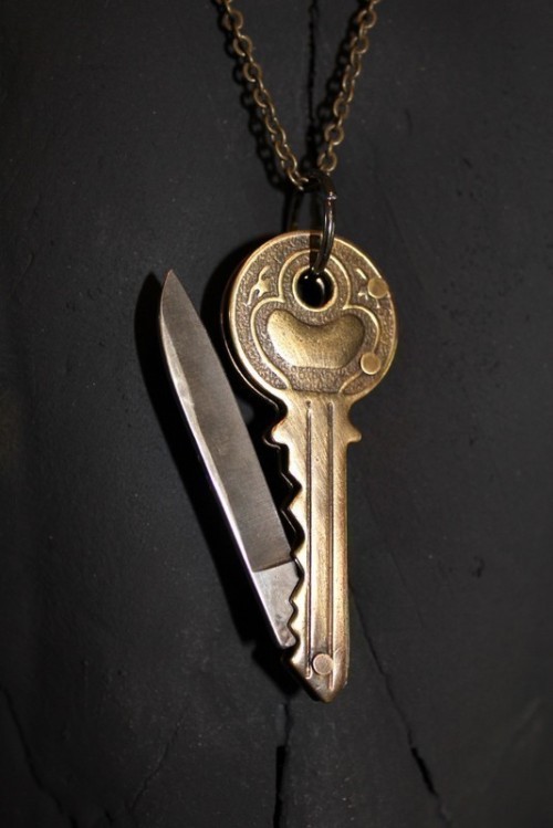 wickedclothes: Brass Key Pocket Knife Necklace Use this necklace to pull together your outfit. Then 