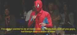 thefuuuucomics:  internetfeet:  ccrayon:  Andrew Garfield’s superhero moment at Comic-Con..  Guys…someone finally did it! They dressed up in a shitty version of their character…AND THEN REVEALED THAT THEY ARE THAT CHARACTER! ITS FINALLY HAPPENED