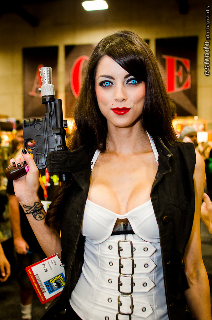 starwarsgonewild:  Leeanna Vamp as the best Han Solo Evaaa! By The.Erik.Estrada