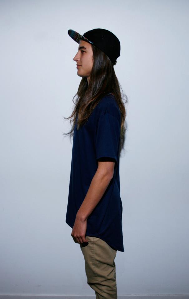 theyoursonlyblog:  ghomas:  http://dales-darkie.tumblr.com/  a fresh yo tee in action