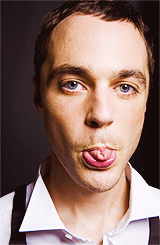 keyxstreet:  9 photos of Sheldon Cooper/Jim Parsons requested by skiin-to-bone 