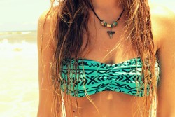 changing-with-the-tides:  love that bikini!