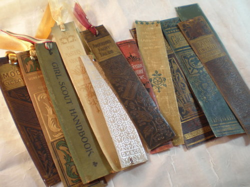 doubledaybooks:Bookmarks made from old book spines. 