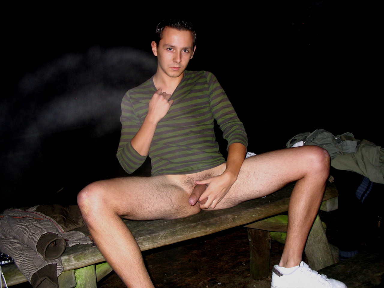 meindunklesleben:  stephanhh:  Fuckin’ hot pics in collaboration between Richard and Stephan!