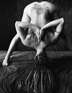 girlsdoingyoga:  naked-yoga-practice:  Folding