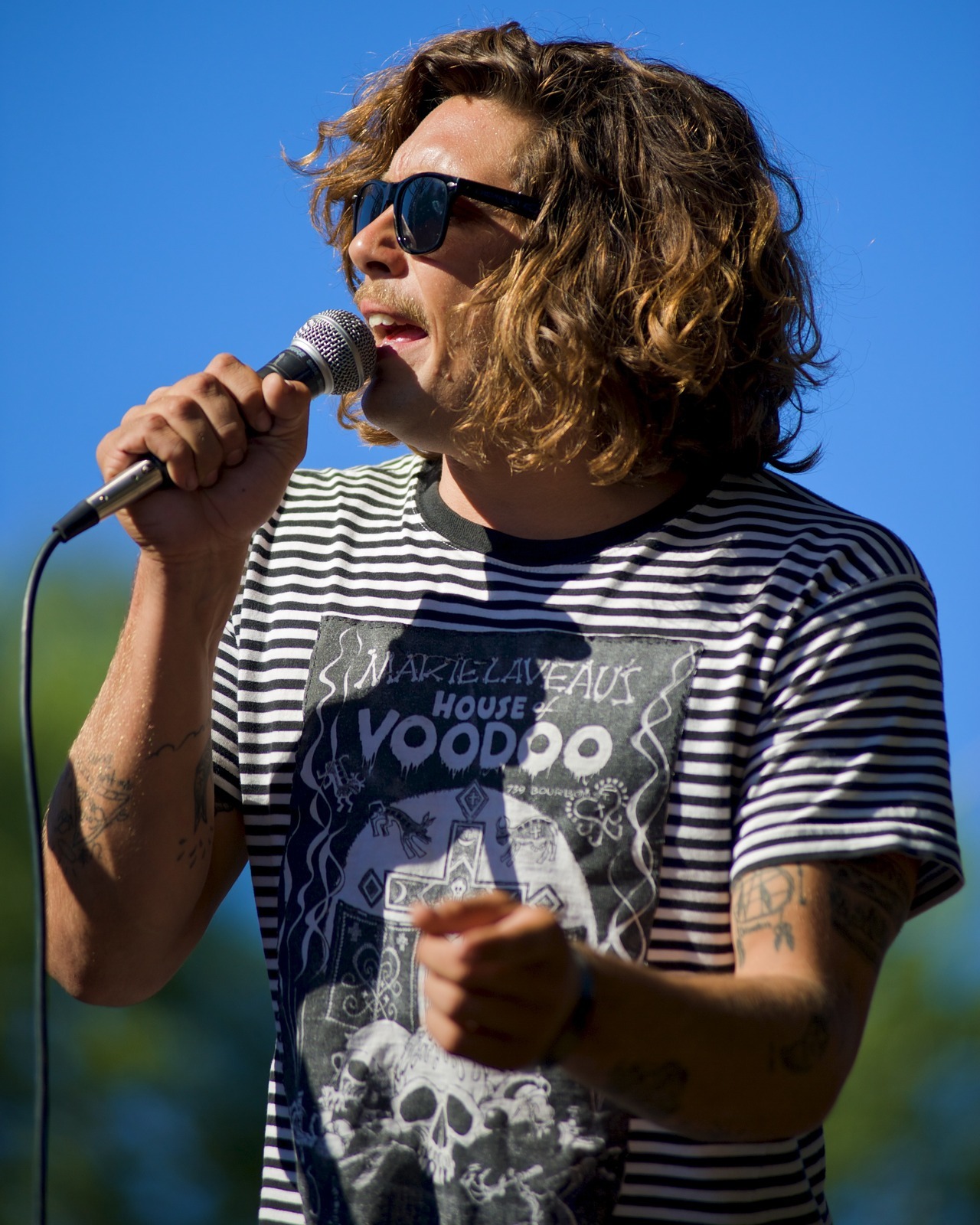 I Rock Photos — Brooks Nielsen from the Growlers at his first