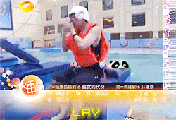 angeliccrosses:  call-1-800-crack-yeol:  transformation actually  literally rolling