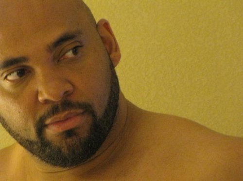 anicebeigebrother:  smutters:  Ro. (Just lovely.)  flattered.com
