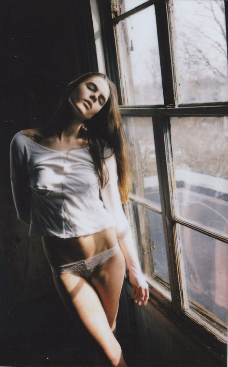 She&rsquo;s so Transparently Beautiful &amp; The world of reflection