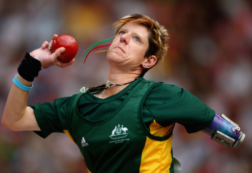 Jenni Bryce, Aussie shot putter.  She looks to be AK OOE, although I suppose since the right leg isn