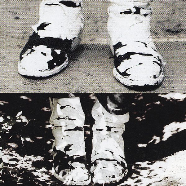 thefinalact:  Maison Martin Margiela F/W 1999 hand-painted recycled boots 