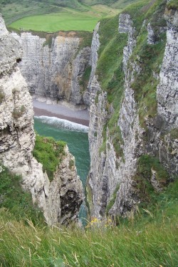 poeticethic:  View from the cliffs in Étretat,