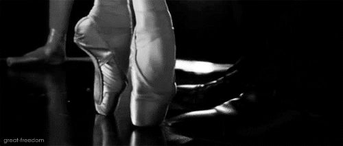 godgaveyoufeettopointthem:  FOLLOW for a world of dance! 