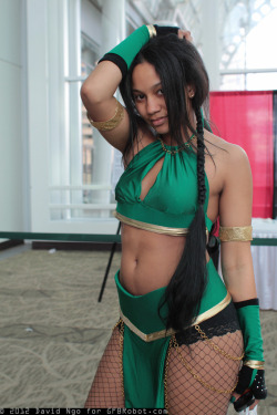 oddlondoner:  cosplayingwhileblack:  X Character: