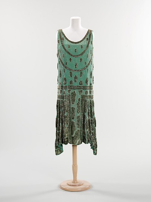 omgthatdress:
“ Dress
1925
The Metropolitan Museum of Art
”