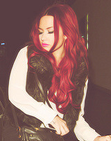 yearswithoutyou-deactivated2013:  demi lovato + red hair.  