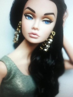 Holy shit it’s a finking Barbie