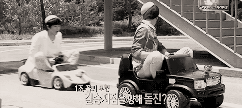 jongsuk0206:Woohyun crashing into a parked Myungsoo