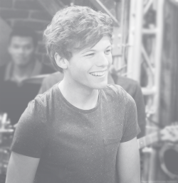 bangtidylouis:  8/10 pictures of Louis Tomlinson that makes me cry 
