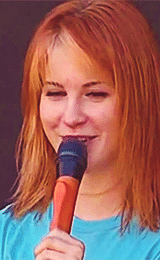 verayley:  Hayley Williams smile and laugh appreciation postRequested by: crushonparamore 