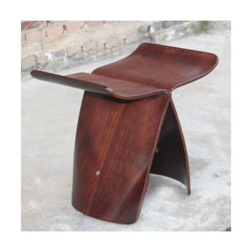 So elegant, yet so simple.Sori Yanagi butterfly stool.