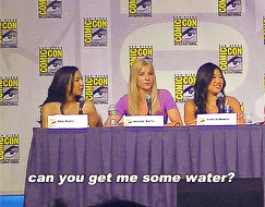 snixnbritt:Heather is so whipped…x>_<