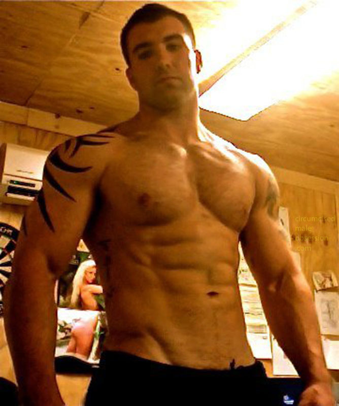 thecircumcisedmaleobsession:  23 year old ex-Marine from Arlington, TX I’d kill