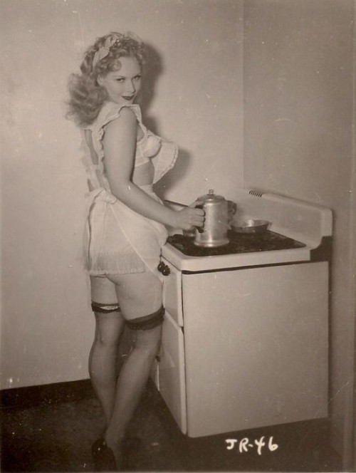 Porn Pics Maid, 1946