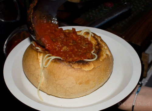 pizzaforpresident:  dutiel:  My daughter’s food ‘invention’ Spaghetti Garlic Bread Bowls 1. Bread Bowls hollowed out 2. Brushed with garlic butter 3. Broiled 4. Layer of thick and meaty sauce (homemade) topped with a layer of pasta 5. Topped with